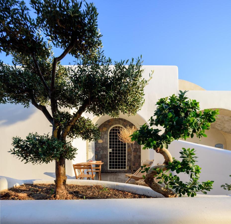 Oia Treasures Art Suites 外观 照片