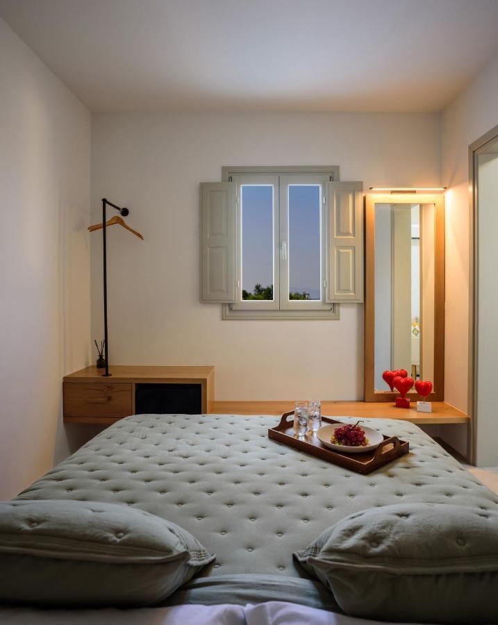 Oia Treasures Art Suites 外观 照片